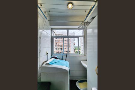 Apartamento à venda com 65m², 2 quartos e 1 vaga Apartamento à venda com 65m², 2 quartos e 1 vagaÁrea de Serviço