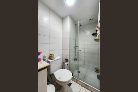 Apartamento à venda com 65m², 2 quartos e 1 vaga Apartamento à venda com 65m², 2 quartos e 1 vagaBanheiro da Suíte