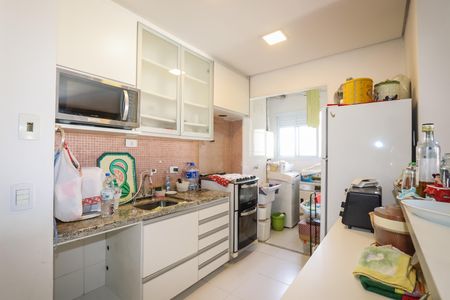 Apartamento para alugar com 77m², 2 quartos e 2 vagasCozinha