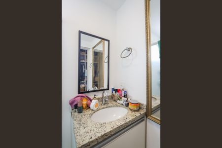 Apartamento para alugar com 77m², 2 quartos e 2 vagasBanheiro da Suite