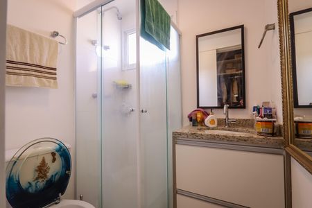 Apartamento para alugar com 77m², 2 quartos e 2 vagasBanheiro da Suite