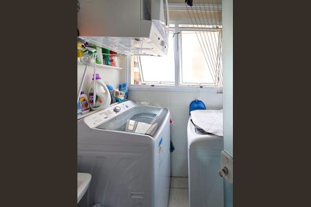 Apartamento à venda com 56m², 2 quartos e 1 vagaÁrea de Serviço