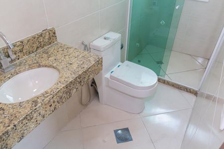 Apartamento para alugar com 50m², 2 quartos e 1 vaga Apartamento para alugar com 50m², 2 quartos e 1 vagaBanheiro