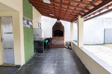 Apartamento para alugar com 50m², 2 quartos e 1 vaga Apartamento para alugar com 50m², 2 quartos e 1 vagaÁrea comum - Churrasqueira