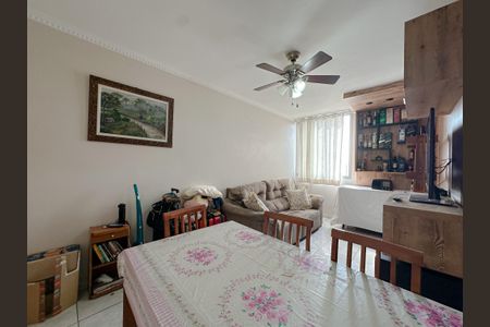 Apartamento para alugar com 55m², 2 quartos e 1 vaga Apartamento para alugar com 55m², 2 quartos e 1 vagaSala