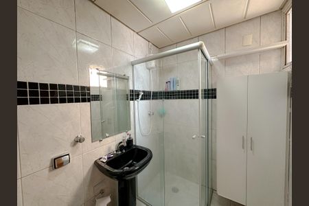 Apartamento para alugar com 55m², 2 quartos e 1 vaga Apartamento para alugar com 55m², 2 quartos e 1 vagaBanheiro