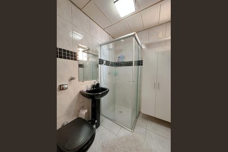 Apartamento para alugar com 55m², 2 quartos e 1 vaga Apartamento para alugar com 55m², 2 quartos e 1 vagaBanheiro