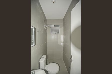 Casa para alugar com 55m², 2 quartos e sem vaga Casa para alugar com 55m², 2 quartos e sem vagaBanheiro