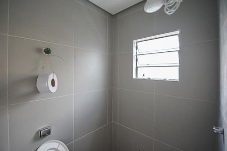 Casa para alugar com 100m², 3 quartos e sem vaga Casa para alugar com 100m², 3 quartos e sem vagaBanheiro