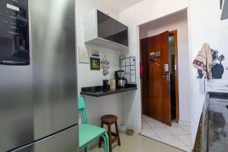 Apartamento à venda com 49m², 2 quartos e 1 vaga Apartamento à venda com 49m², 2 quartos e 1 vagaCozinha