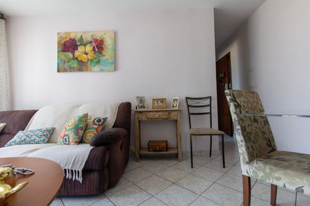 Apartamento à venda com 49m², 2 quartos e 1 vaga Apartamento à venda com 49m², 2 quartos e 1 vagaSala