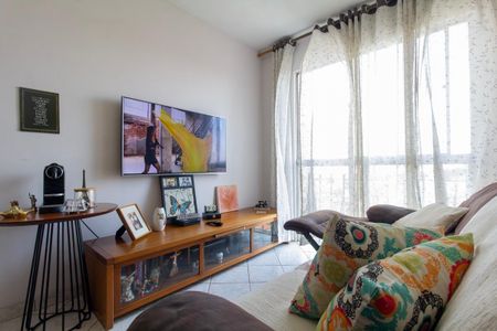 Apartamento à venda com 49m², 2 quartos e 1 vaga Apartamento à venda com 49m², 2 quartos e 1 vagaSala