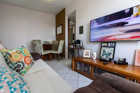 Apartamento à venda com 49m², 2 quartos e 1 vaga Apartamento à venda com 49m², 2 quartos e 1 vagaSala