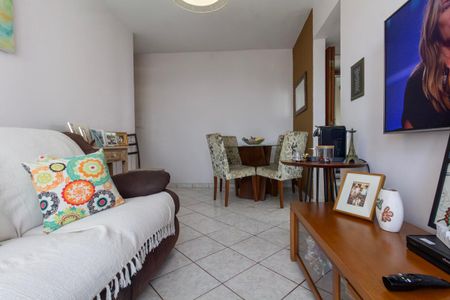 Apartamento à venda com 49m², 2 quartos e 1 vaga Apartamento à venda com 49m², 2 quartos e 1 vagaSala