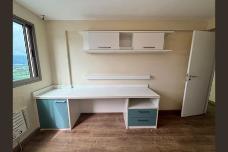 Apartamento para alugar com 143m², 4 quartos e 2 vagasQuarto 3