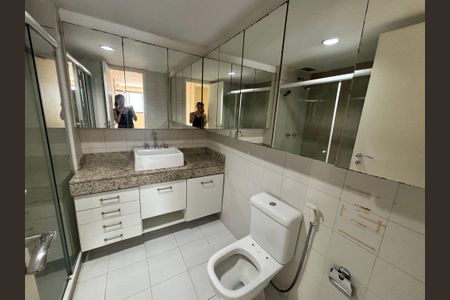 Apartamento para alugar com 143m², 4 quartos e 2 vagasBanheiro do Quarto 2