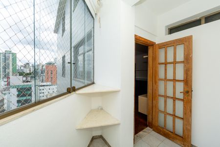 Apartamento para alugar com 100m², 3 quartos e 2 vagasVARANDA