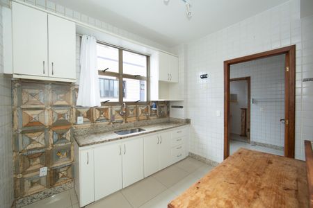 Apartamento para alugar com 100m², 3 quartos e 2 vagasCOZINHA