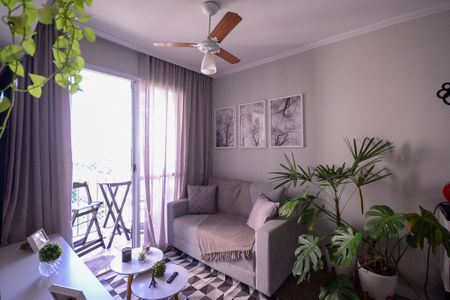 Sala  de apartamento à venda com 2 quartos, 46m² em Jardim Celeste, São Paulo