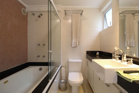 Apartamento à venda com 93m², 3 quartos e 1 vagaBanheiro da Suíte 1