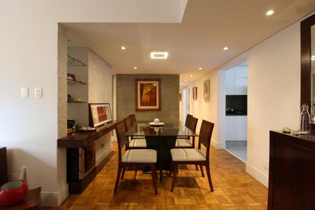 Apartamento à venda com 93m², 3 quartos e 1 vagaSala