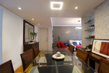 Apartamento à venda com 93m², 3 quartos e 1 vagaSala