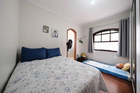 Casa à venda com 230m², 3 quartos e 5 vagasSuíte 1