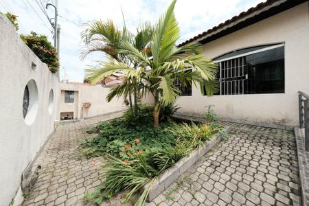 Casa à venda com 230m², 3 quartos e 5 vagasÁrea externa