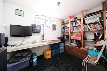 Casa à venda com 230m², 3 quartos e 5 vagasEdícula