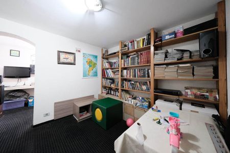 Casa à venda com 230m², 3 quartos e 5 vagasEdícula