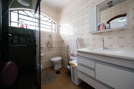 Casa à venda com 230m², 3 quartos e 5 vagasSuíte 2