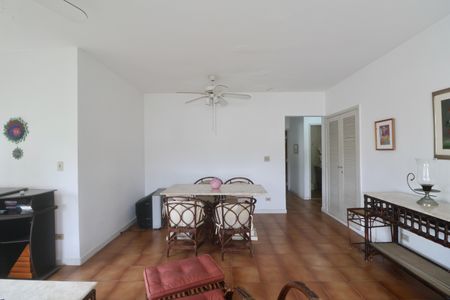 Apartamento para alugar com 146m², 3 quartos e 4 vagas Apartamento para alugar com 146m², 3 quartos e 4 vagasSala