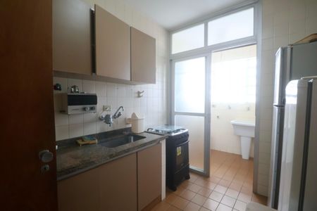 Apartamento para alugar com 146m², 3 quartos e 4 vagas Apartamento para alugar com 146m², 3 quartos e 4 vagasCozinha