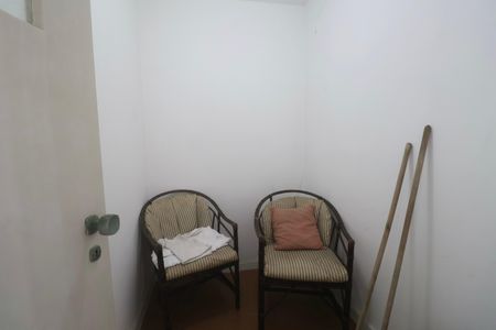 Apartamento para alugar com 146m², 3 quartos e 4 vagas Apartamento para alugar com 146m², 3 quartos e 4 vagasQuarto de Serviço