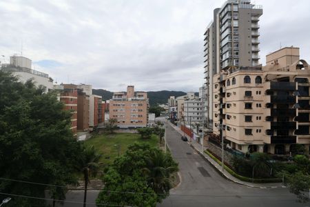 Vista de apartamento para alugar com 3 quartos, 146m² em Balneario Cidade Atlantica, Guarujá