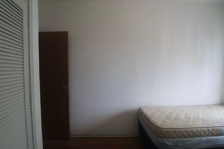 Apartamento para alugar com 146m², 3 quartos e 4 vagas Apartamento para alugar com 146m², 3 quartos e 4 vagasQuarto 2