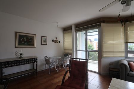 Apartamento para alugar com 146m², 3 quartos e 4 vagas Apartamento para alugar com 146m², 3 quartos e 4 vagasSala