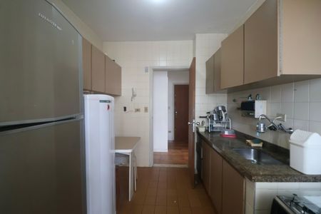 Apartamento para alugar com 146m², 3 quartos e 4 vagas Apartamento para alugar com 146m², 3 quartos e 4 vagasCozinha
