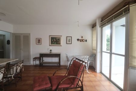 Apartamento para alugar com 146m², 3 quartos e 4 vagas Apartamento para alugar com 146m², 3 quartos e 4 vagasSala