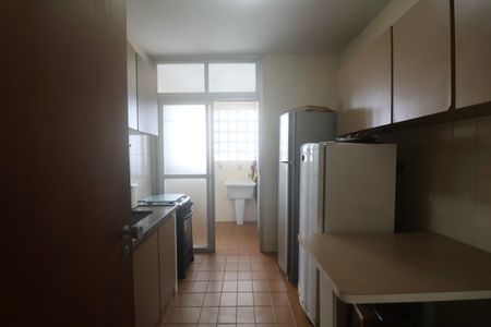 Apartamento para alugar com 146m², 3 quartos e 4 vagas Apartamento para alugar com 146m², 3 quartos e 4 vagasCozinha