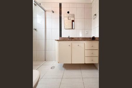 Apartamento à venda com 90m², 2 quartos e 1 vagaBanheiro da Suíte