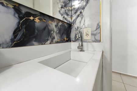 Apartamento à venda com 123m², 3 quartos e 1 vaga Apartamento à venda com 123m², 3 quartos e 1 vagaBanheiro