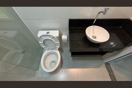 Apartamento para alugar com 50m², 2 quartos e 1 vaga Apartamento para alugar com 50m², 2 quartos e 1 vagaBanheiro