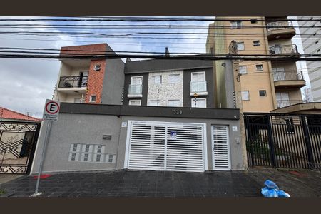 Apartamento para alugar com 50m², 2 quartos e 1 vaga Apartamento para alugar com 50m², 2 quartos e 1 vagaFachada
