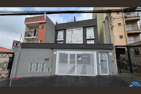 Apartamento para alugar com 50m², 2 quartos e 1 vaga Apartamento para alugar com 50m², 2 quartos e 1 vagaFachada