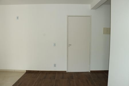 Apartamento para alugar com 2 quartos, 58m² em Cemucam, Cotia