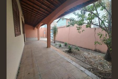 Casa à venda com 120m², 4 quartos e 2 vagas Casa à venda com 120m², 4 quartos e 2 vagasFoto 42
