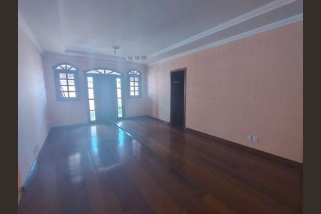 Casa à venda com 120m², 4 quartos e 2 vagas Casa à venda com 120m², 4 quartos e 2 vagasFoto 13