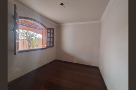 Casa à venda com 120m², 4 quartos e 2 vagas Casa à venda com 120m², 4 quartos e 2 vagasFoto 49