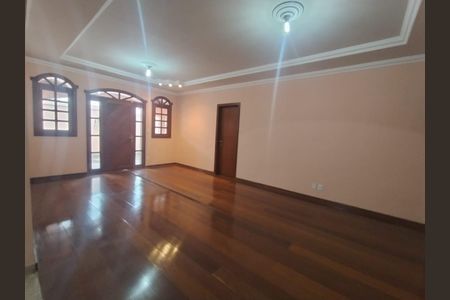 Casa à venda com 120m², 4 quartos e 2 vagas Casa à venda com 120m², 4 quartos e 2 vagasFoto 18